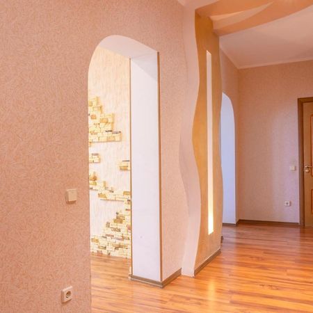 Big Studio Apartment Near River Mall Κίεβο Εξωτερικό φωτογραφία
